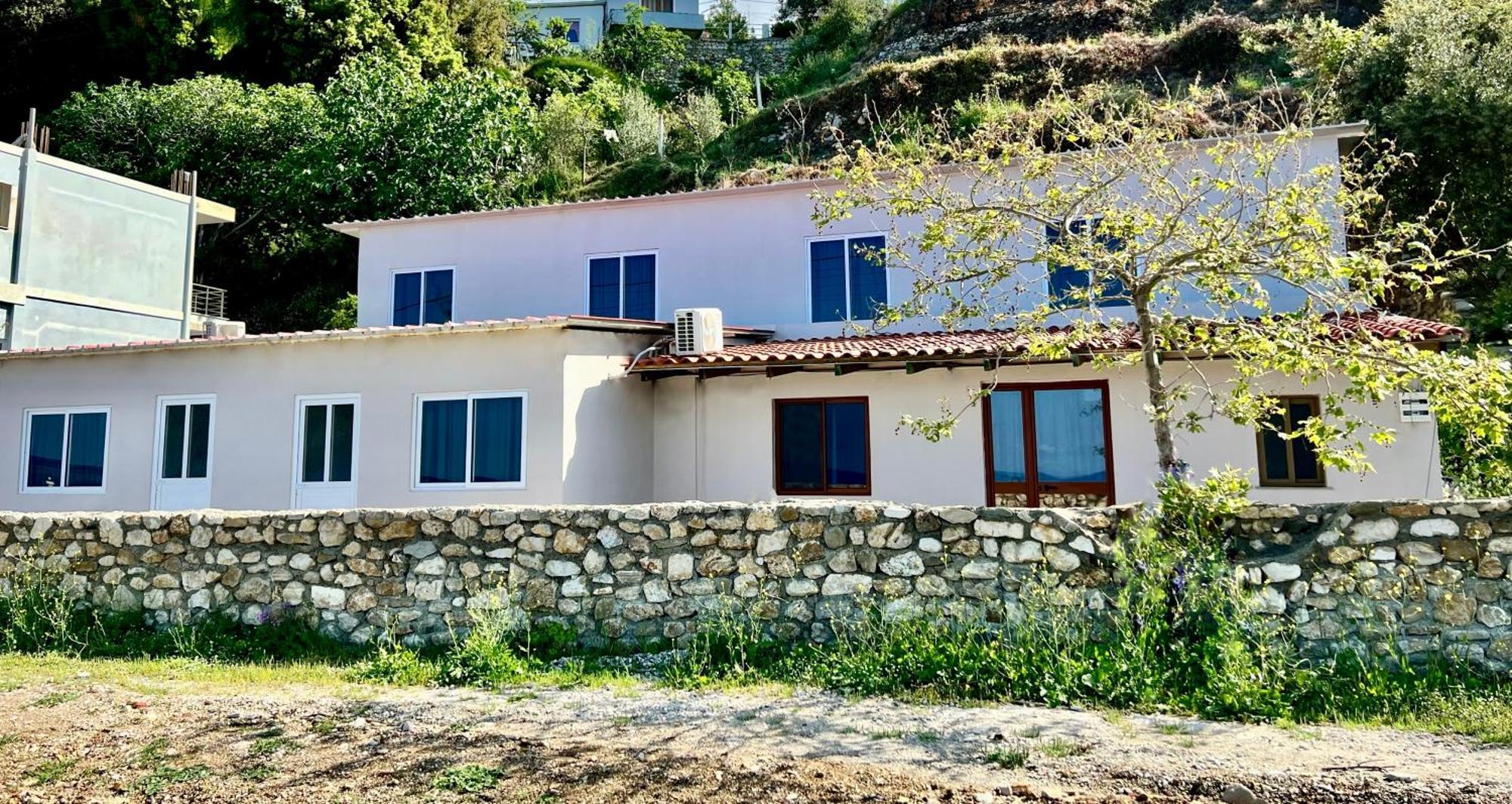 Villa Kate Borsh Luaran gambar